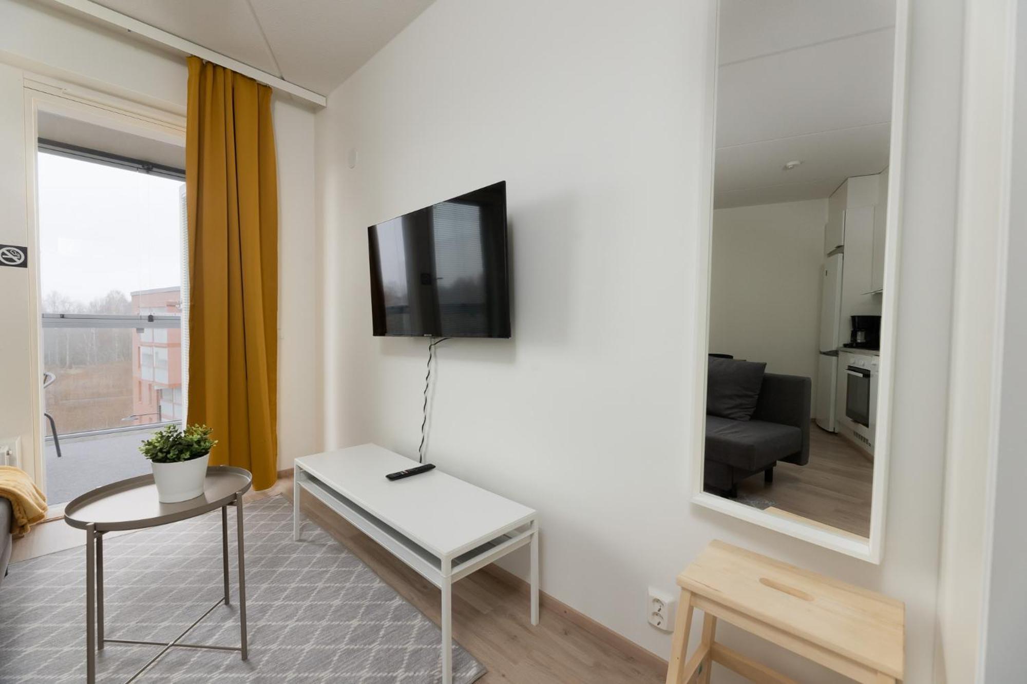 Hiisi Homes Haemeenlinna Asemanranta Esterno foto